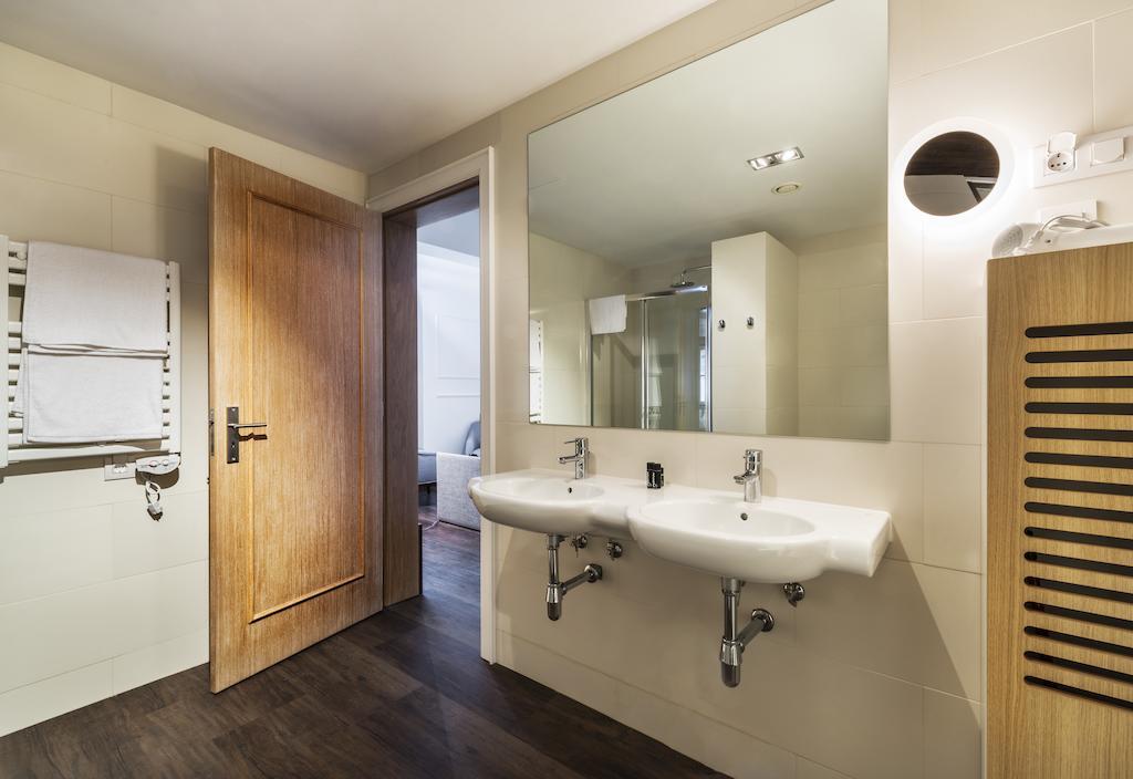 Garrett 48 Apartments Lisboa Стая снимка